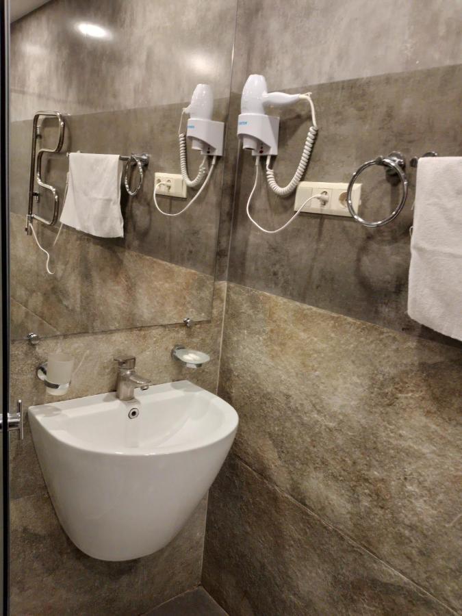Boutique Living Hotel Erévan Extérieur photo